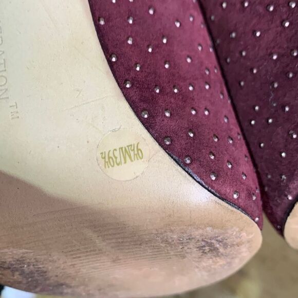 BCBGeneration studded party pumps maroon high heels glam runway - Picture 9 of 11